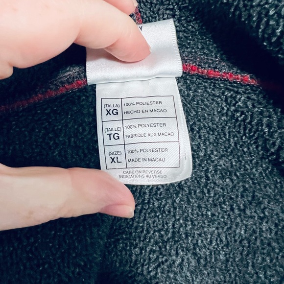 Vintage The Disney Store Winnie the Pooh Quarter Zip hooded sweatshirt size XL - Picture 4 of 8